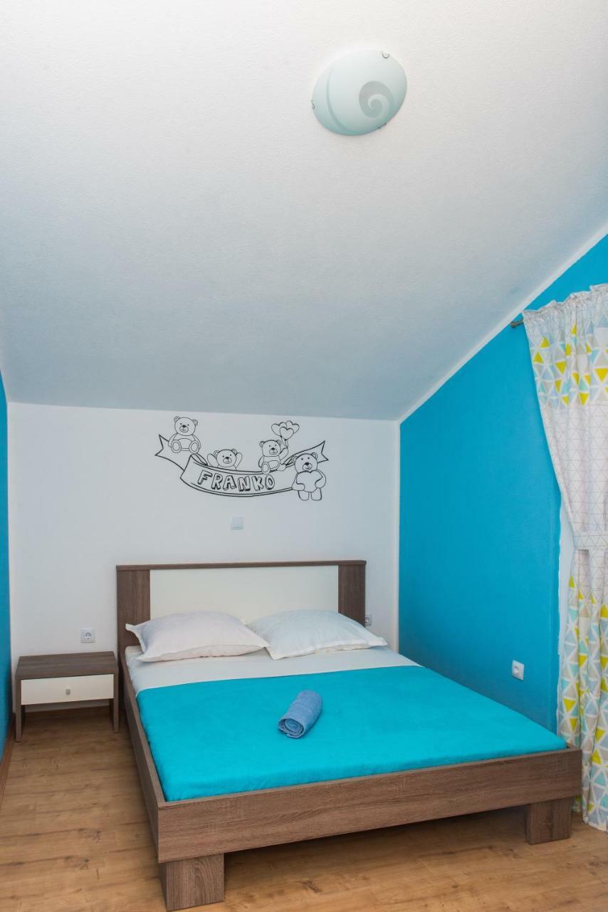 Apartman Franko Apartment Grebastica Bagian luar foto