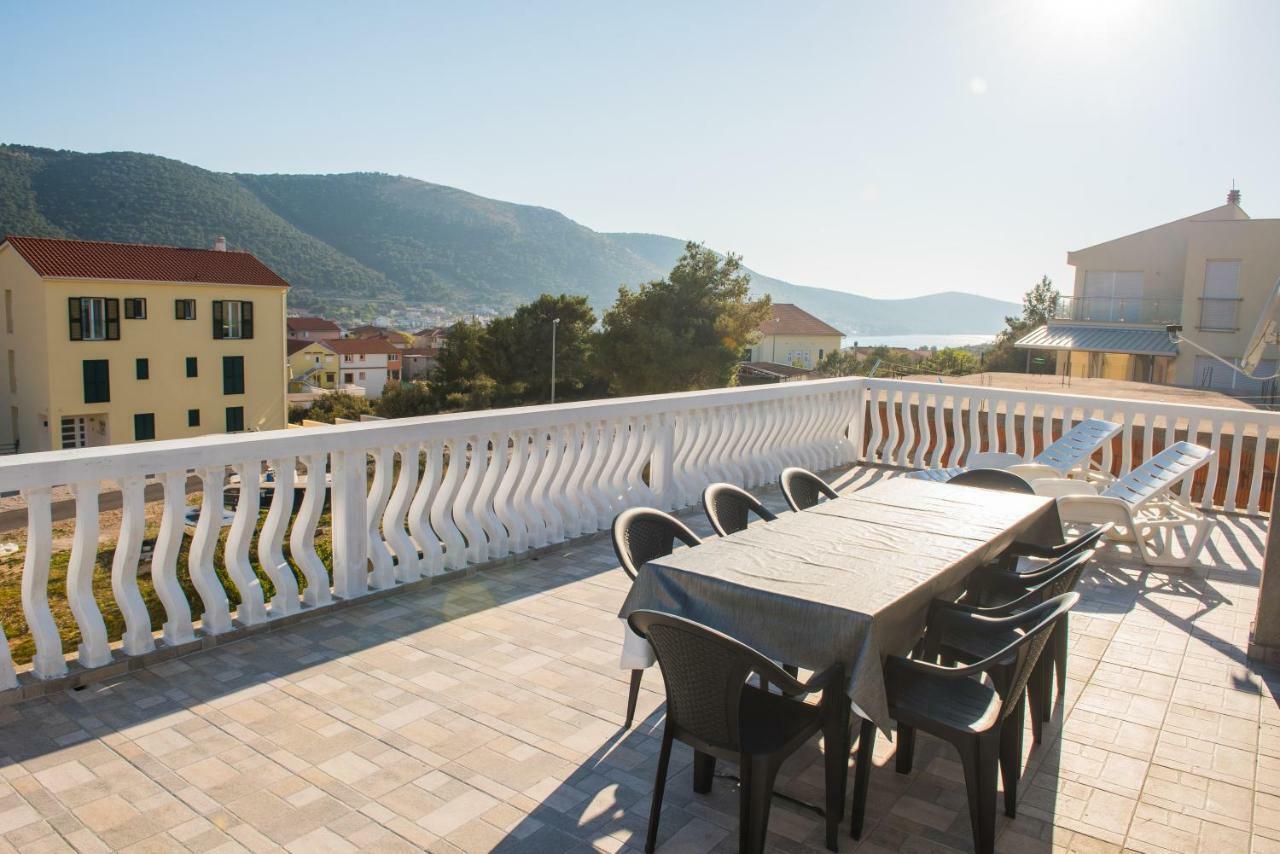 Apartman Franko Apartment Grebastica Bagian luar foto
