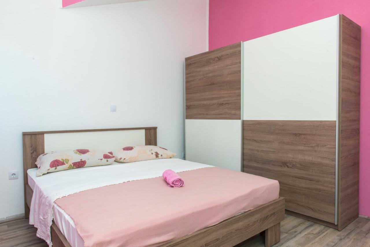 Apartman Franko Apartment Grebastica Bagian luar foto