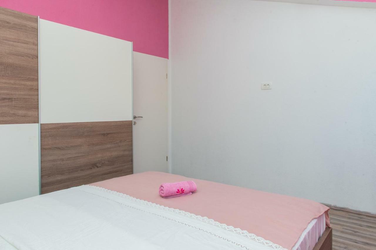 Apartman Franko Apartment Grebastica Bagian luar foto
