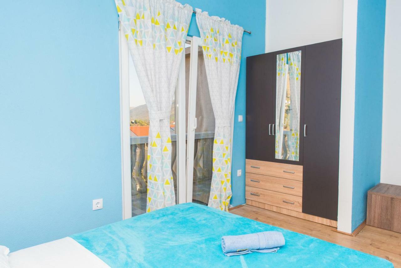 Apartman Franko Apartment Grebastica Bagian luar foto